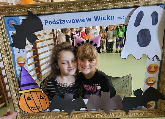 Grafika 54: Dyskoteka szkolna za nami…