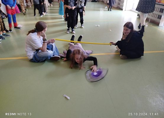 Grafika 73: Dyskoteka szkolna za nami…