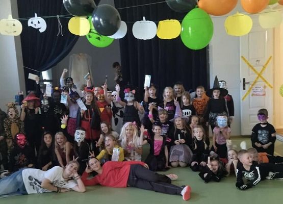 Grafika 82: Dyskoteka szkolna za nami…