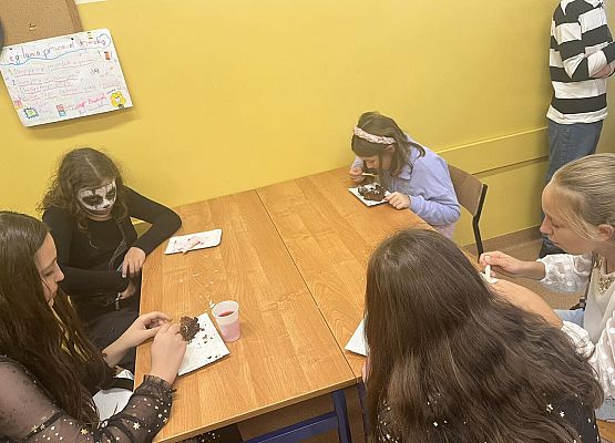 Grafika 90: Dyskoteka szkolna za nami…