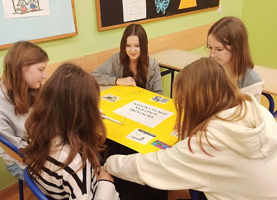 Grafika 4: Zaczytana Klasa VIIA - relacja z działań projektowych