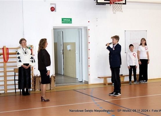 Grafika 3: Apel z okazji Narodowego Święta Niepodległości