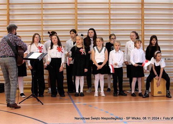 Grafika 18: Apel z okazji Narodowego Święta Niepodległości