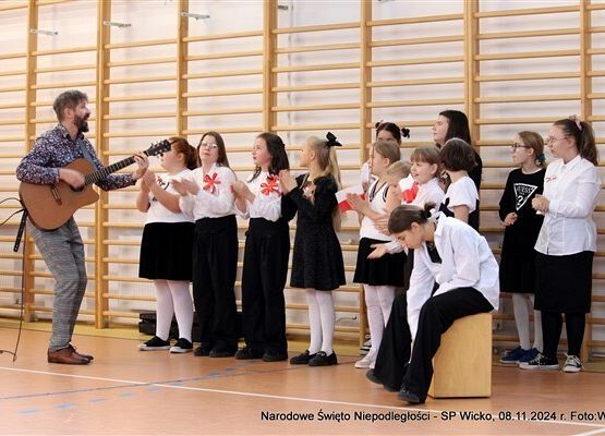 Grafika 27: Apel z okazji Narodowego Święta Niepodległości