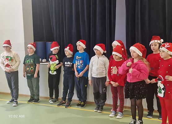 Grafika 38: Mikołajkowe zajęcia z robotyki