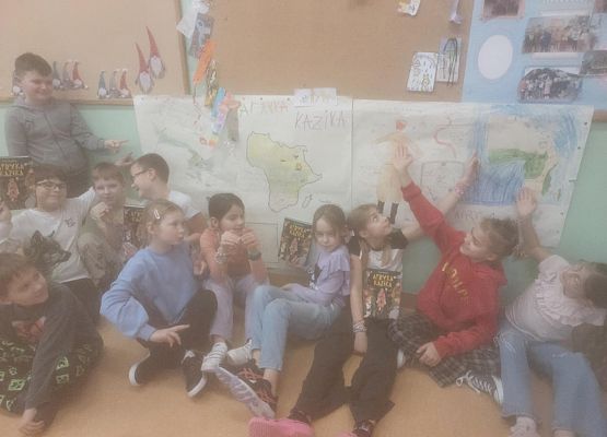 Grafika 1: Lektura "Afryka Kazika" tematem projektowych zajęć w klasie IIIA
