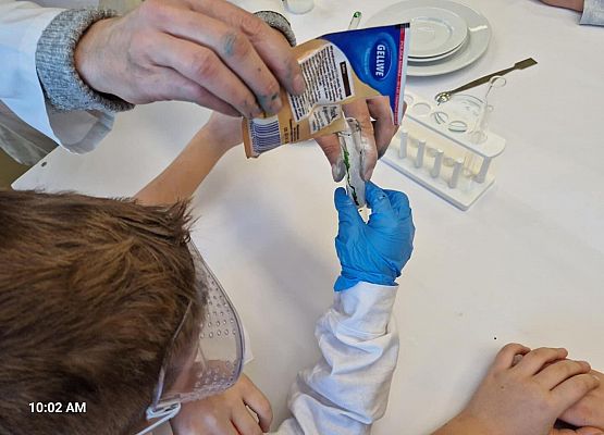 Grafika 3: Klasa IIB w krainie podwójnej noblistki Marii Skłodowskiej-Curie