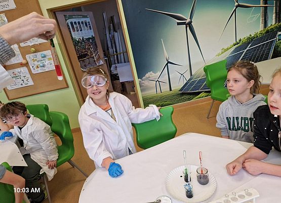 Grafika 10: Klasa IIB w krainie podwójnej noblistki Marii Skłodowskiej-Curie