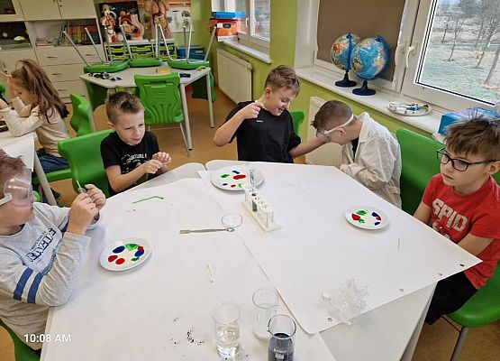 Grafika 19: Klasa IIB w krainie podwójnej noblistki Marii Skłodowskiej-Curie