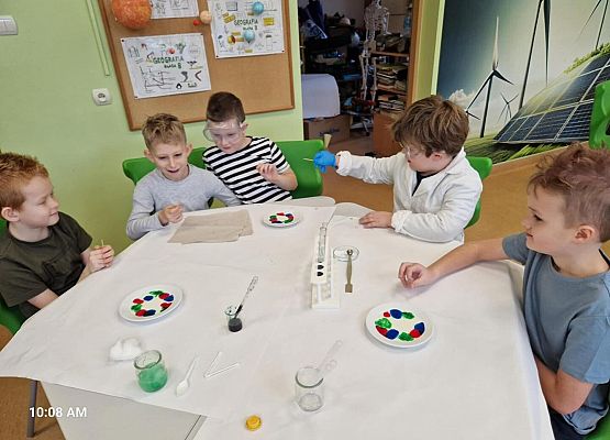 Grafika 30: Klasa IIB w krainie podwójnej noblistki Marii Skłodowskiej-Curie