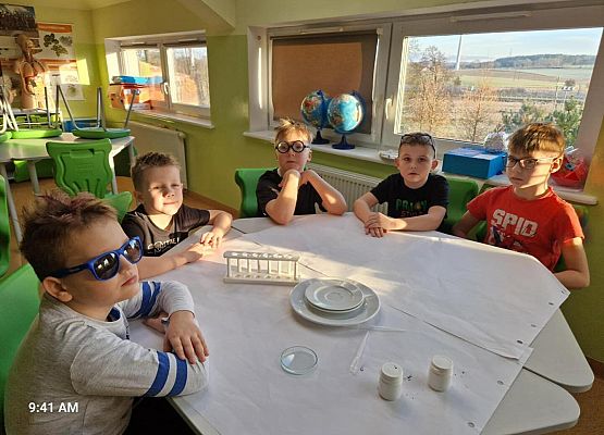 Grafika 31: Klasa IIB w krainie podwójnej noblistki Marii Skłodowskiej-Curie