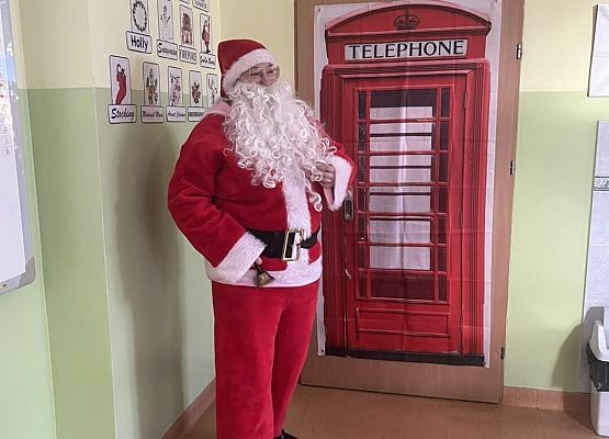 Grafika 16: Ostatni dzień przed przerwą świąteczną w naszej szkole to był niezwykły dzień!