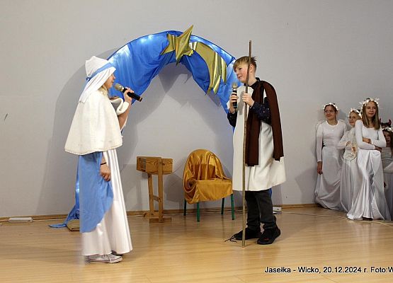 Grafika 29: Ostatni dzień przed przerwą świąteczną w naszej szkole to był niezwykły dzień!