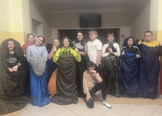 Grafika 2: Nocka w szkole z kl. VB