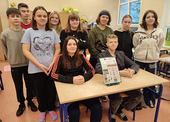 Grafika 2: Nasi uczniowie uczestniczyli w akcji Uczciwy wolontariat || BohaterON x MŁODE GŁOWY w Twojej Szkole 2024