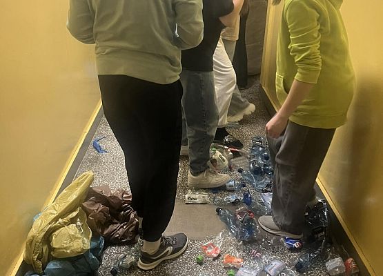 Grafika 6: Nadal zbieramy puszki i butelki - walczymy o Strefę Chillout!