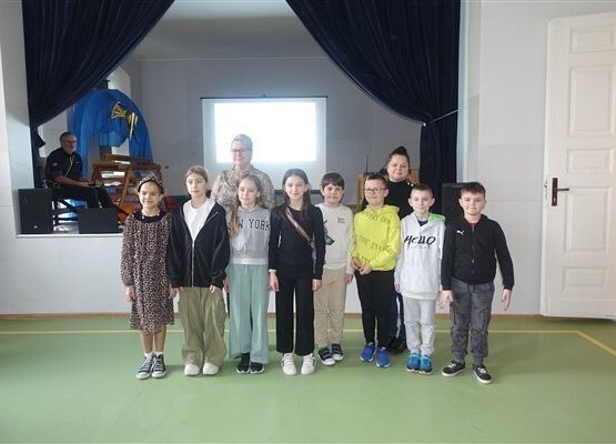 Grafika 9: Apel podsumowujący wyniki nauczania w I sem. roku szkolnego 2024/2025