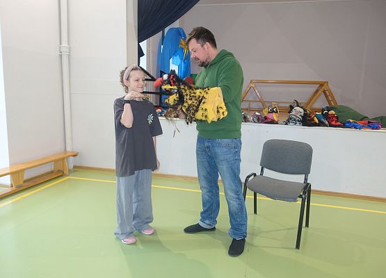 Grafika 11: Warsztaty teatralno-lalkarskie słupskiego Teatru Tęcza z uczniami klas IV-V SP Wicko