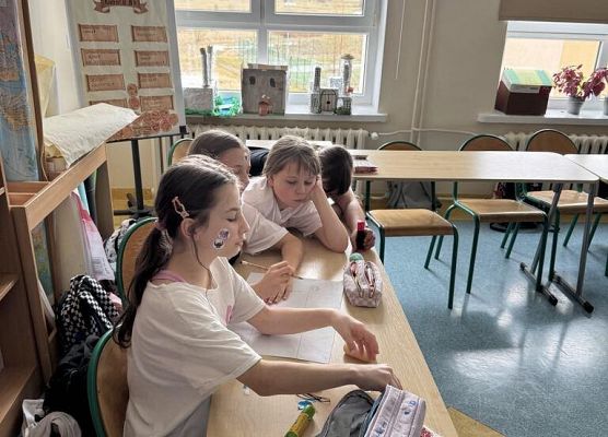 Grafika 3: ProLekcje z Projektem Projektor w klasach VB i IVB