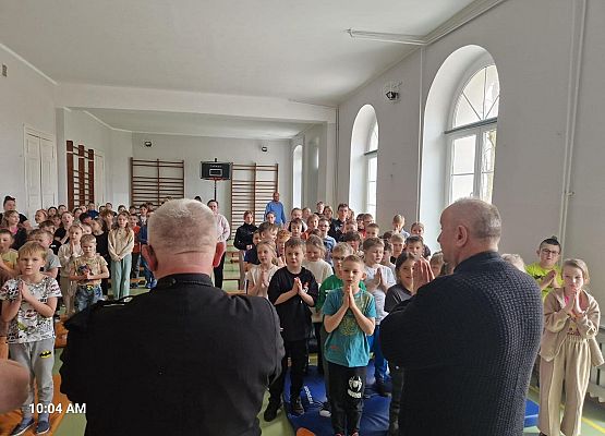 Grafika 3: Spotkanie z rekolekcjonistą w ramach rekolekcji wielkopostnych w SP Wicko