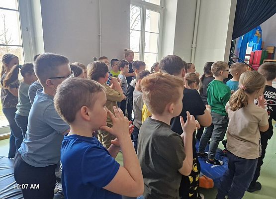 Grafika 6: Spotkanie z rekolekcjonistą w ramach rekolekcji wielkopostnych w SP Wicko