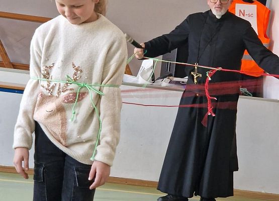 Grafika 13: Spotkanie z rekolekcjonistą w ramach rekolekcji wielkopostnych w SP Wicko