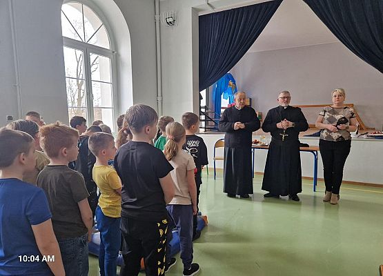 Grafika 20: Spotkanie z rekolekcjonistą w ramach rekolekcji wielkopostnych w SP Wicko