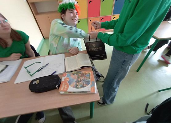 Grafika 24: Obchody Dnia św. Patryka w naszej szkole