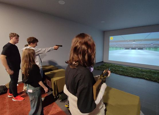 Grafika 11: Dni Otwarte w lęborskich szkołach ponadpodstawowych