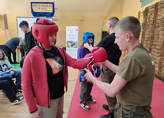 Grafika 14: Dni Otwarte w lęborskich szkołach ponadpodstawowych