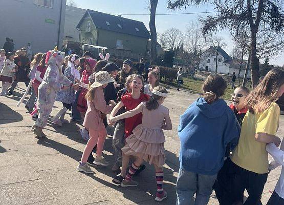 Grafika 11: Magiczny Dzień Postaci z Bajek i rozstrzygnięcie konkursów z okazji Dnia Św. Patryka