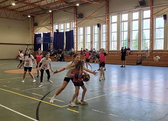 Grafika 3: II miejsce w powiecie naszej reprezentacji dziewcząt młodszych!