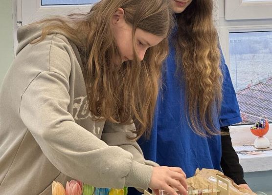 Grafika 7: Pokaz chemiczny siódmoklasistów dla kl. IVB