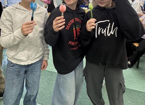 Grafika 9: Pokaz chemiczny siódmoklasistów dla kl. IVB