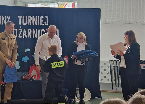 Grafika 17: Nasi uczniowie brali udział w Gminnych Eliminacjach do Ogólnopolskiego Turnieju Wiedzy Pożarniczej w SP w Szczenurzy