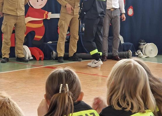 Grafika 24: Nasi uczniowie brali udział w Gminnych Eliminacjach do Ogólnopolskiego Turnieju Wiedzy Pożarniczej w SP w Szczenurzy