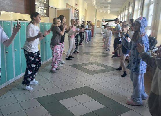 Grafika 4: Dzień Piżamy w SP Wicko