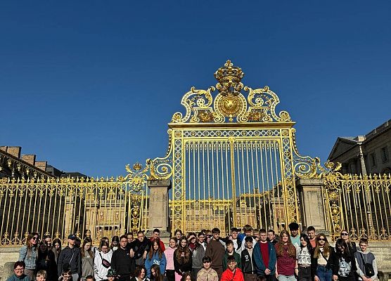 Grafika 5: Fotorelacja z Paryża