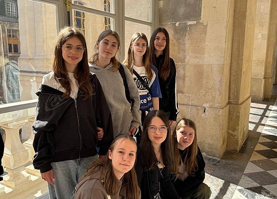 Grafika 19: Fotorelacja z Paryża