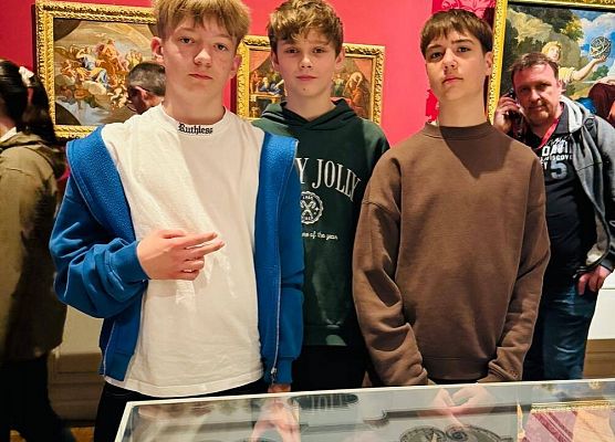 Grafika 22: Fotorelacja z Paryża