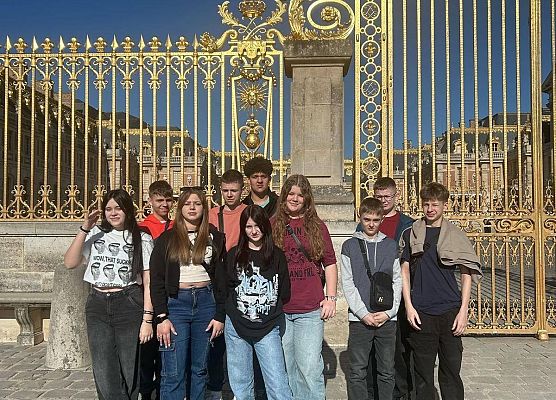 Grafika 30: Fotorelacja z Paryża