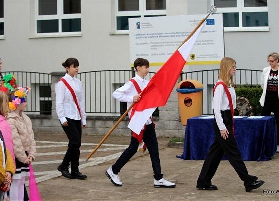 Grafika 1: Apel na cześć Chrztu Polski i Roku Milenium Koronacji Dwóch Pierwszych Królów Państwa Polskiego