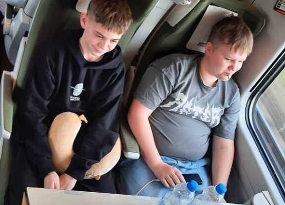 Grafika 3: Podróż Szkolnego Klubu Europejskiego „Euro Gwiazdki” do Warszawy