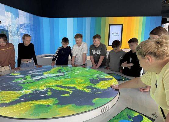 Grafika 16: Podróż Szkolnego Klubu Europejskiego „Euro Gwiazdki” do Warszawy