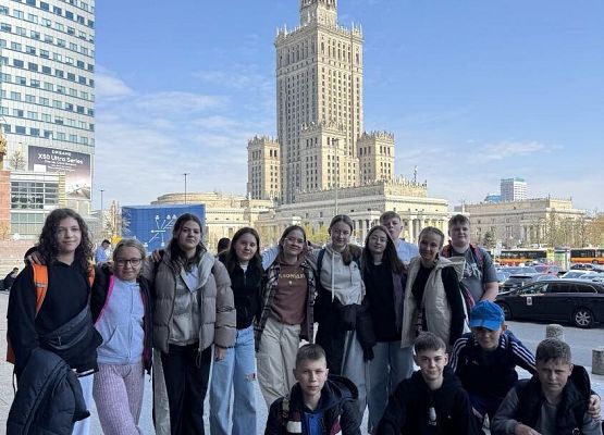 Grafika 20: Podróż Szkolnego Klubu Europejskiego „Euro Gwiazdki” do Warszawy