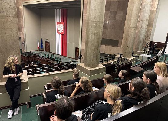 Grafika 12: Drugi dzień Szkolnego Klubu Europejskiego w Warszawie!