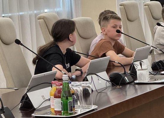 Grafika 16: Ostatni dzień Szkolnego Klubu Europejskiego w Warszawie