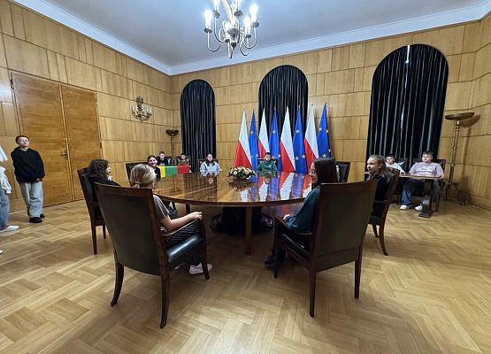 Grafika 39: Ostatni dzień Szkolnego Klubu Europejskiego w Warszawie