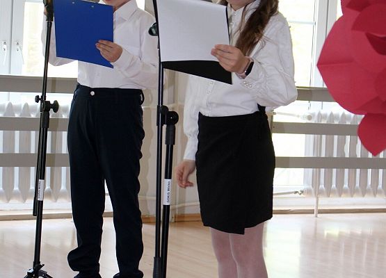 Grafika 14: Uroczysty apel z okazji Święta Konstytucji 3 Maja