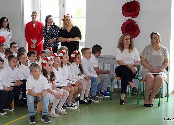 Grafika 28: Uroczysty apel z okazji Święta Konstytucji 3 Maja